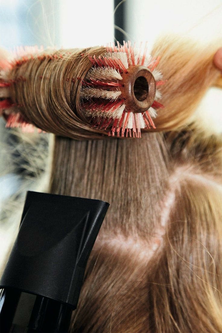 Mastering the Blow Dry Highlight Technique in NYC