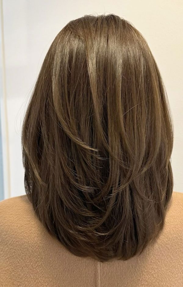 Medium Haircut for Women: Styles, Tips, and Modern Trends